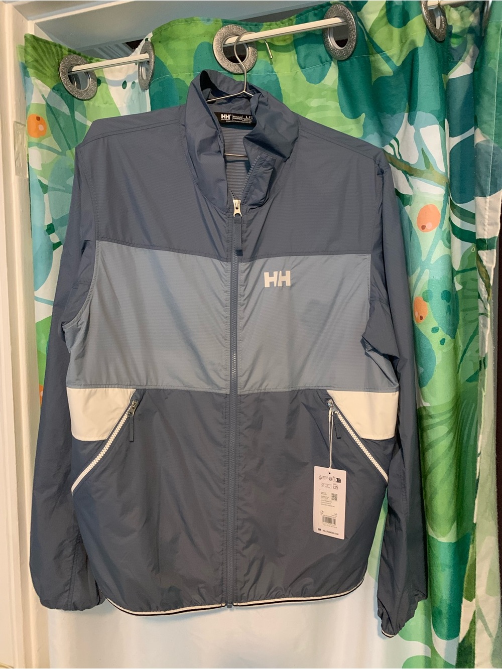 Helly Hansen Men's LARGE Lightweight Colorblock Windbreaker Jacket - Blue